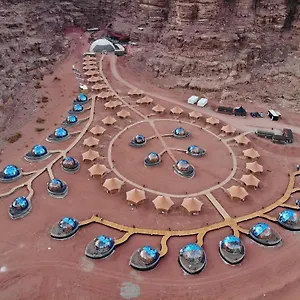 *** אוהל מפואר Memories Aicha Luxury Camp ירדן