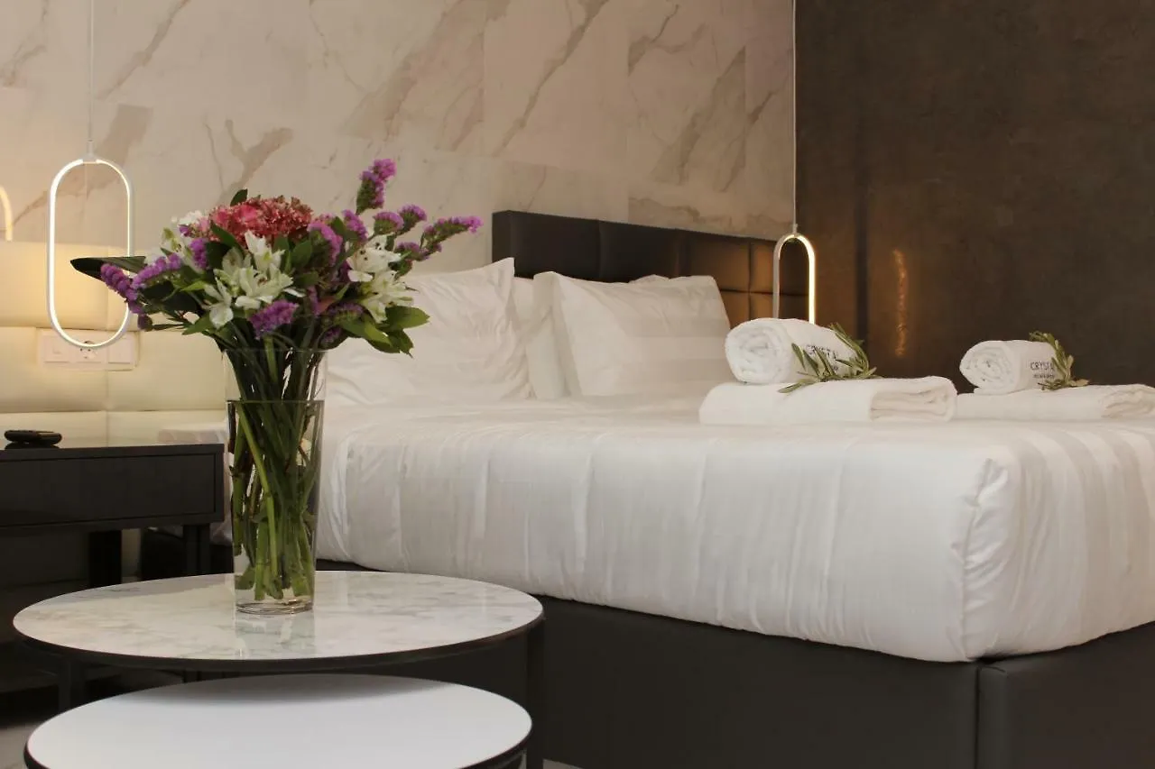 פוליכרונו Crystal Villas & Suites