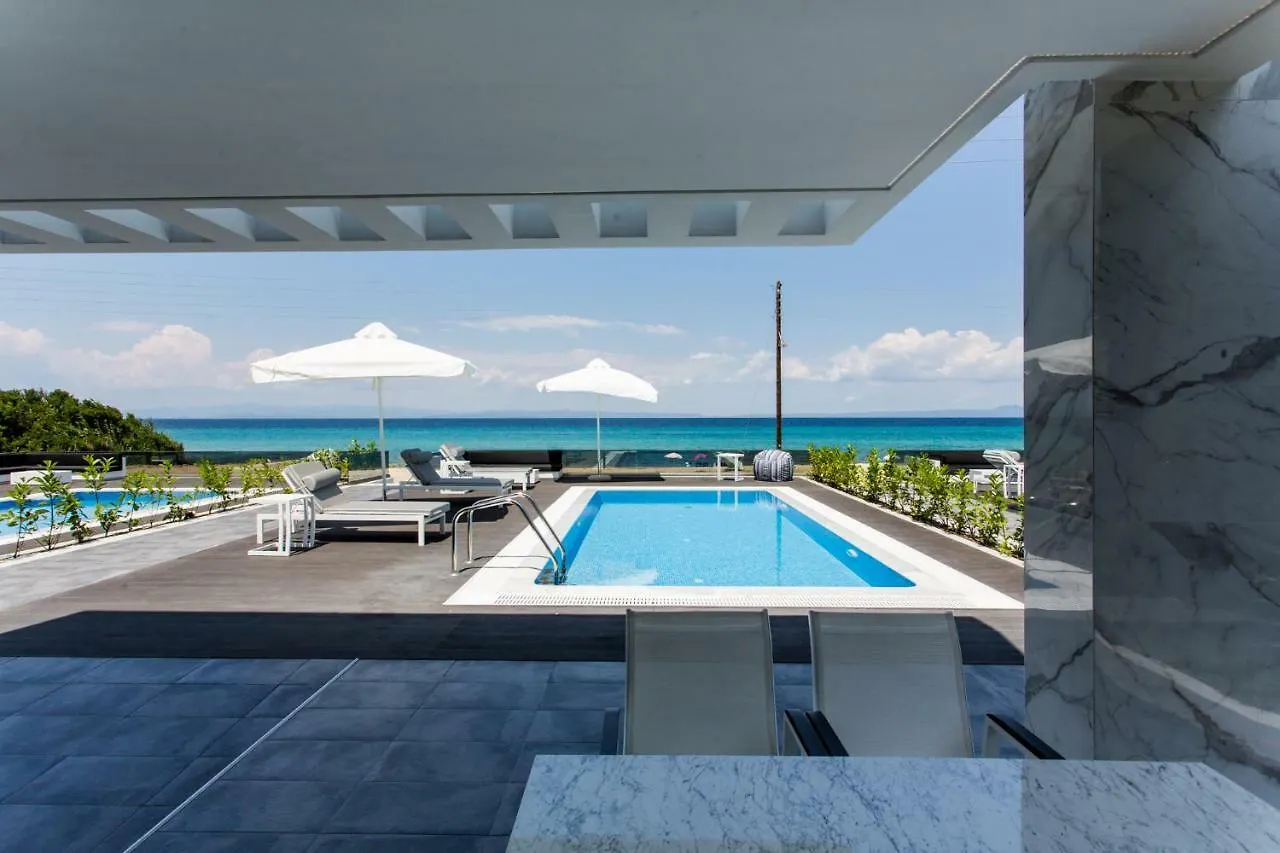 פוליכרונו Crystal Villas & Suites